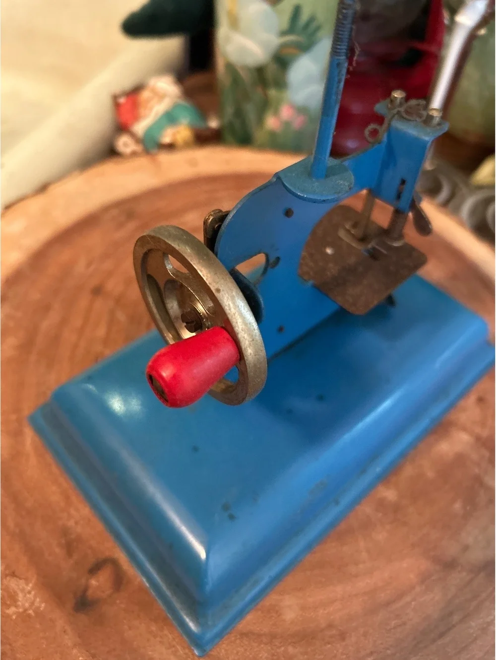 Vintage Kaffe Toy Master Blue Miniature Sewing Machine